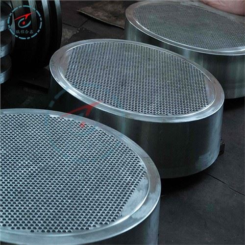 יריעת צינור פלדה מצופה טיטניום